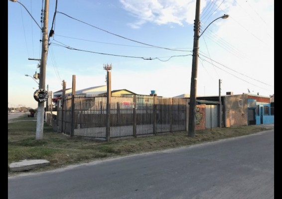 Av. Itlia, esquina Rua Joo Juliano