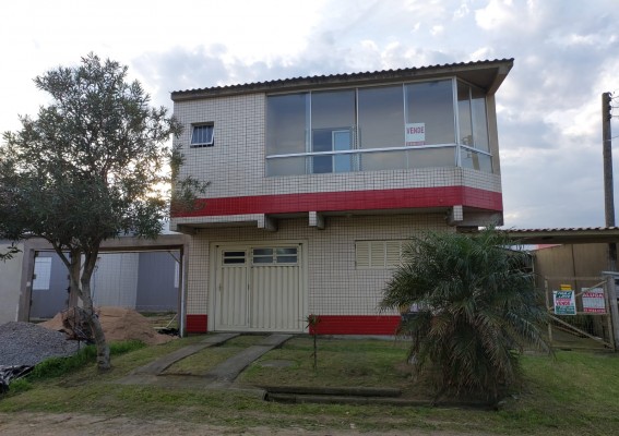 Sobrado Ari Custdio Brum