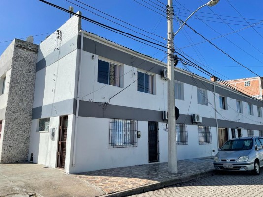 Apartamento na Rua Dom Manoel 